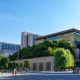 身寄りのない高齢者の支援、新制度を創設　政府が閣議決定　入院入所の支援や死後事務も