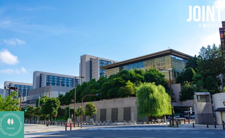 身寄りのない高齢者の支援、新制度を創設　政府が閣議決定　入院入所の支援や死後事務も