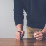 交際前は、穏やかで「尽くしてくれる彼」。でも、交際数カ月が経つと…彼の「本当の顔」が見えて