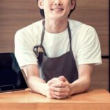 「彼女はね…」背筋が凍った。私がアルバイトの面接で、オーナー息子から即採用された理由は…
