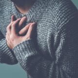 「息が…」別れ話をした直後に苦しみだした彼→救急搬送後、彼の衝撃の事実を目にして