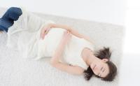 【助産師監修】妊婦の仰向け寝はいつまで大丈夫？胎児に影響はあるの？