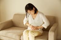 【医師監修】妊娠中の腹痛の原因と対処方法