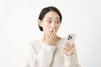 2歳息子が上司にLINEスタンプを鬼連打！ 「ウソ！やめてぇぇ！」絶望する母に届いた返信とは？