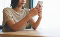 「え？なんで…？」父の死を乗り越えようとしていた私に、親戚の男性から届いたLINE…私が言葉を失った理由とは