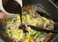 【いつもの“焼きそば”が劇的に旨くなる】栗原はるみさん流「家にあるあの液体」で間違いない味！