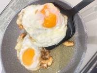 鳥羽シェフが教える【人生最高にうまい"目玉焼き"】こんなの美味しいに決まってる!