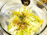 【白菜1/4カットが余裕で消える】スーパーの青果部が家でやってる旨い食べ方「ダメにする前にコレ」