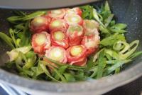 【お願い、ねぎ2本あったら作って〜】「一瞬で消えた！？」ねぎ農家さんがおうち作ってる絶品鍋