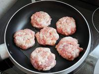 やっすい豚こま肉がステーキに！？【こう食べればよかったのね！】お弁当にもぴったり