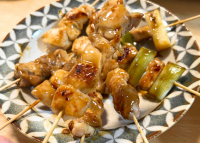 【もう外食行かなくていいかも！】味つけ1本で簡単おうち焼き鳥「小学生娘もパクパク」完食！