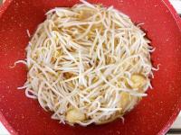 【ただの炒めものは卒業して！】"1袋38円もやし"の「最強旨い食べ方」あぁ～美味しそう…!!