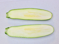 【ズッキーニ、いつもの方向から切らないでー！？】こう食べればよかったのね！「超ジューシー！」