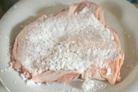 【鶏肉あったら絶対こう作って!!】“あの粉”だけで「超パリッパリ〜!」「レベチのおいしさ」夫「ハイボールでもいけるな」