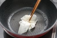 【油ふいた“それ”捨てるの絶対やめてーー！！】消防の「自然発火します」警告→「ええっ！」「じゃあどうしたらいいの？(泣)」◯◯するだけで解決