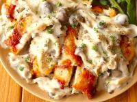 【今後"鶏むね肉"はもうこれしかないよッ！】あの粉をまぶすと…→特売肉も「プリプリジューシー！」