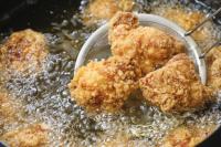 【揚げ物の“いつもの癖”、絶対やめてーー！！】消防庁も警告「自然発火します」→「自分、やってました」思ってた以上に危険だった…