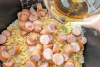 えっ！もう【カップ麺にお湯は注がないで！？】『ZIP!』放送後“どハマりする人”続出〜！挑戦者も「禁断、いや暴挙」「はい、おいしい」