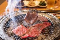 【お願い！焼肉食べる時に"それ"絶対やらないでーーー！】厚生労働省も警告「腹痛や下痢の恐れも…」ゾクリNG行動まとめ