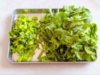 【いつもの“アレ”が劇的に旨くなる】ロバート馬場さん流「春菊で絶対コレして！」もっと早く知りたかった…！