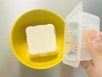 【豆腐に"アノ調味料"かけるだけ！】ママ友も「嘘やろ!?」と驚愕！「意外とイケるんです!!」