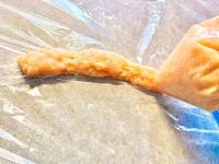 【嘘だろ…これ完全に"からあげクン"じゃん！？】予想外の調理工程に「あぁ〜！そうなるのか！」「ホンモノと比べても遜色ないぞ…！」