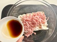 【うおおぉお〜！こんなウマイ1杯が食べられるとは！】レンジで一発「1玉じゃ足りない(泣)」家族にも大大大好評！お店級"汁なし混ぜそば"レシピ