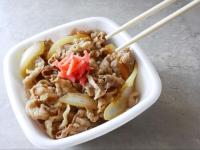 【やってたら絶対にやめて！テイクアウトした牛丼の食べ方】菌を爆発的に増やす"最悪なNG行動"に「えっ、ダメなの？」「今日から守る」
