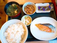 【ランチで1,000円払ってる場合じゃない！？】あのチェーン店なら11時まで「720円で腹パンパン！」大盛り最高！“朝限定”が大正解