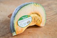 【"かぼちゃ"そのまま野菜室入れてたらすぐやめて！？】実はもっと長持ち「早く教えてよ(泣)」傷むスピード加速→「いつもやってた…」今日から変える
