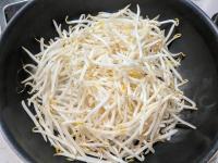 【"もやし炒め"はもう一生コレ！！】"ラーメン屋のマスター"直伝「1袋19円」が震えるほど旨くなる食べ方「2袋瞬殺」「前に戻れない(泣)」感激の味