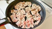 【お願い！豚バラとしめじあったら】絶対コレ作って！！味付け"大さじ2"だけ→「照りっ照り」「美味しそう…」反響の白米消える食べ方