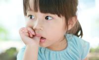 「指も口も激臭…」5歳目前、指吸いをやめられない娘→卒業のきっかけは意外なところに！