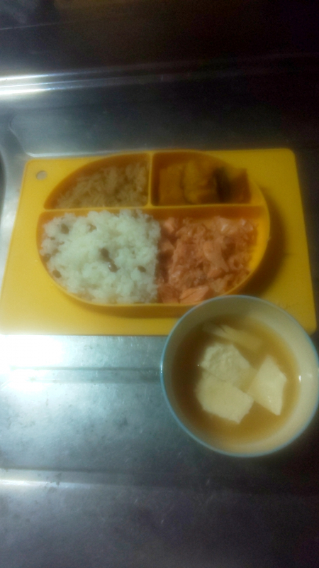 １歳３ヶ月のご飯の量 医療専門家が個別回答 妊娠 出産 子育ての悩みを解決するオンライン相談 ベビーカレンダー