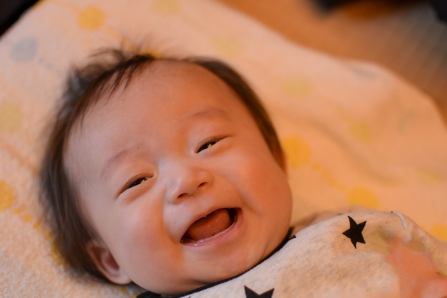 【医師監修】クーイングとは？いつから始まる？早い子の特徴や発達との関係