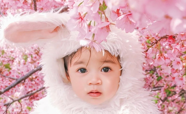 可愛くてゴ・メ・ン♡女の子の名前は今「フラワーネーム」が超キテる！トレンドは？