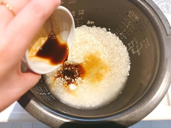 焼き鳥の缶詰の炊き込みご飯
