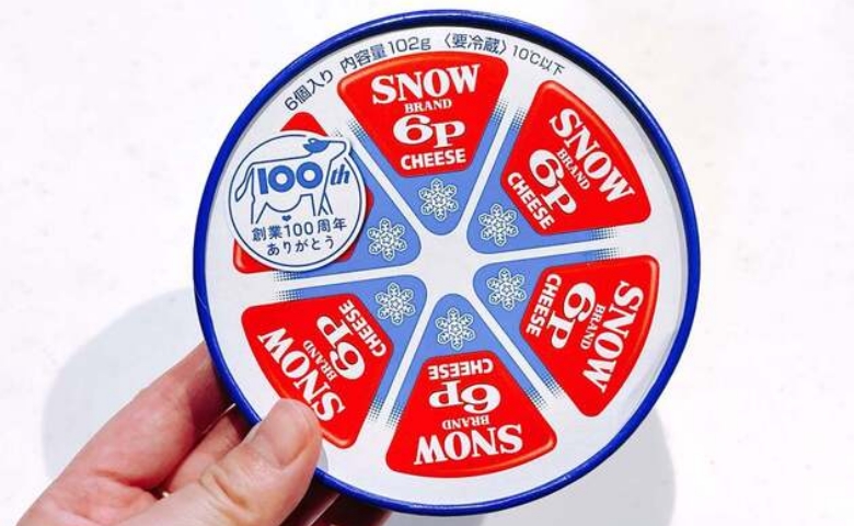 【6Pチーズあったら絶対作ってーー！】メーカー激推し背徳の食べ方に「止まらない〜」「ヤバすぎ♡」