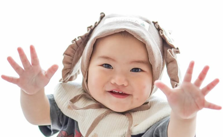 【グローバルネーム王座交代！】トップをキープし続けた「えま」を抜いて1位に輝いたのは…＜女の子の名前最新データ＞