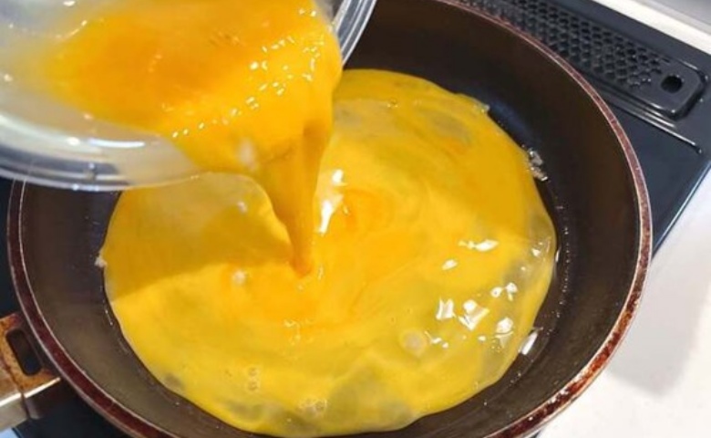 【もやし1袋あったら絶対作って】20円のもやし×卵2個で「メインおかず」爆誕！「ふわシャキ最高」