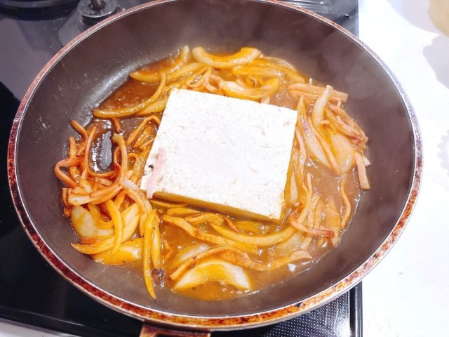 豆腐のトマトピザ