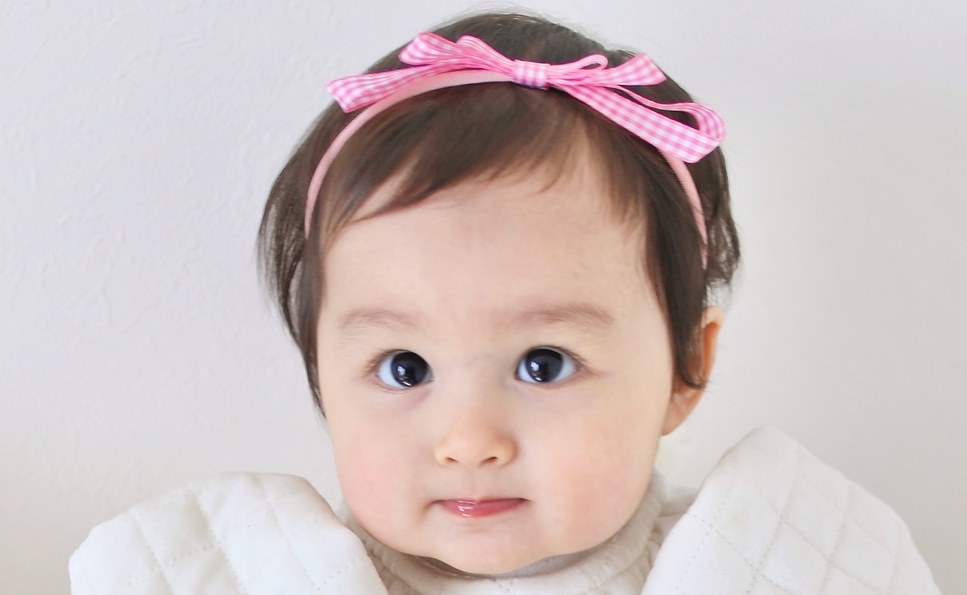 キラキラネームより【古風】なレトロネームが大人気♡春っぽい名前がトレンドど真ん中！人気の名前は？