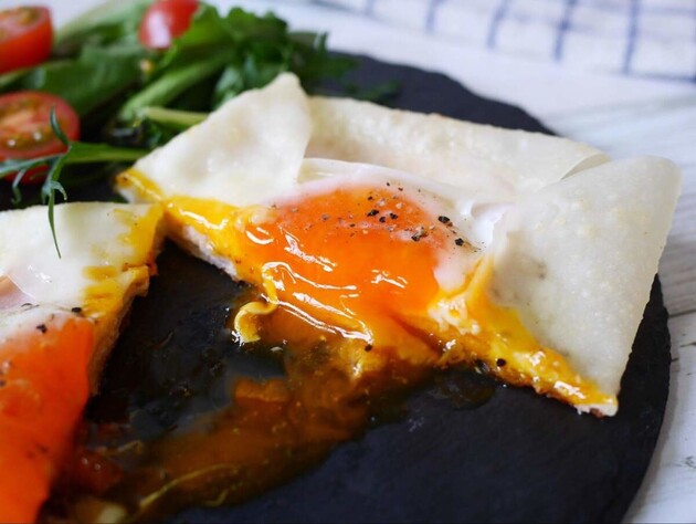 【ハムエッグ、まだ定番の作ってる？】超簡単！「こうすればよかったのね！」いつもの朝食がちょっぴり豪華に！