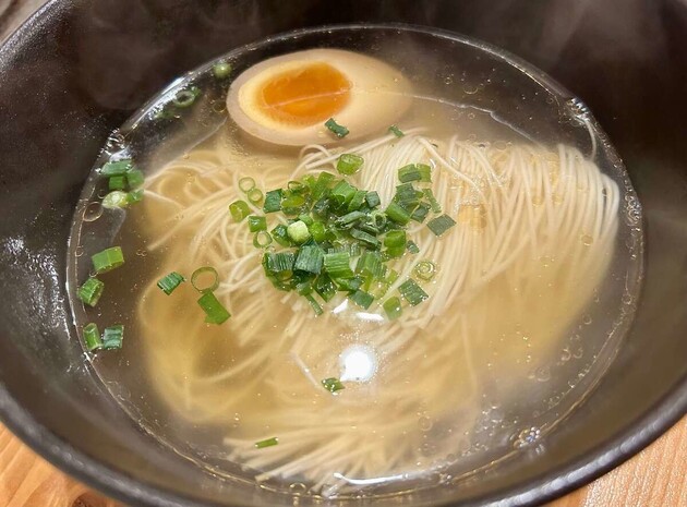 SnowMan大興奮！【目黒蓮さんの作った麺】が震えるほどウマい「2分で完成!?」「なんて上品」