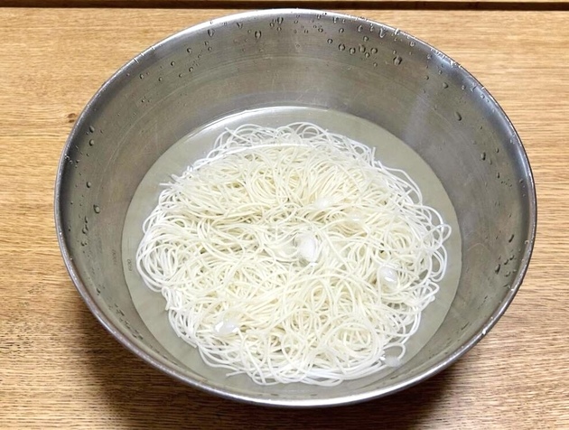 悲報【茹でたそうめん、氷水につけないで】って本当！？まさかの公式推奨「劇的に美味しくなる」裏ワザ実践！