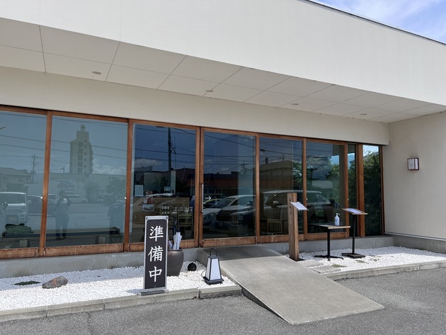 「オモウマい店」でも話題！超高速調理の店主が経営する本格中華料理屋「中華ごはん かんざし」