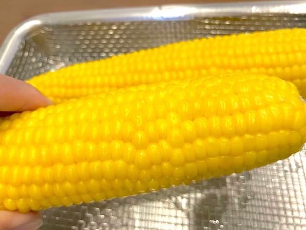 【トウモロコシは茹でる前に"皮"むかないで〜！】農学部卒の"野菜ソムリエプロ"が教える「正しい茹で方」