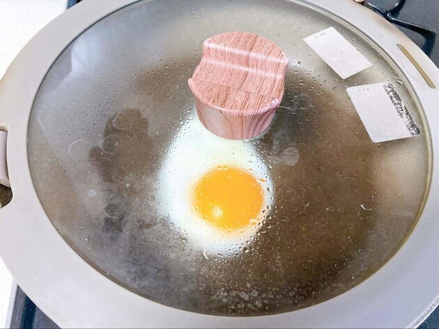 【目玉焼きはもう一生これ！！】SNS投稿→大反響「3分で!?」こっそり教える「レストラン」再現