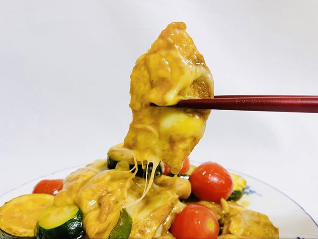 【お願い、鶏むね肉は茹でないで！】「なるほど、こうすれば良かったのね」"うんまい食べ方"にハマる人続出！ズルいって♡