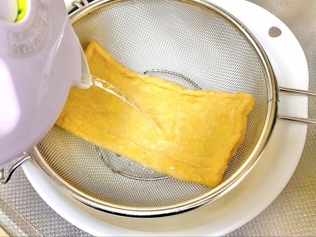 【油揚げ買ったら絶対作って!】もう味噌汁だけやめます!「最初は驚いた」「家族がバクバク食べる」間違いない食べ方!
